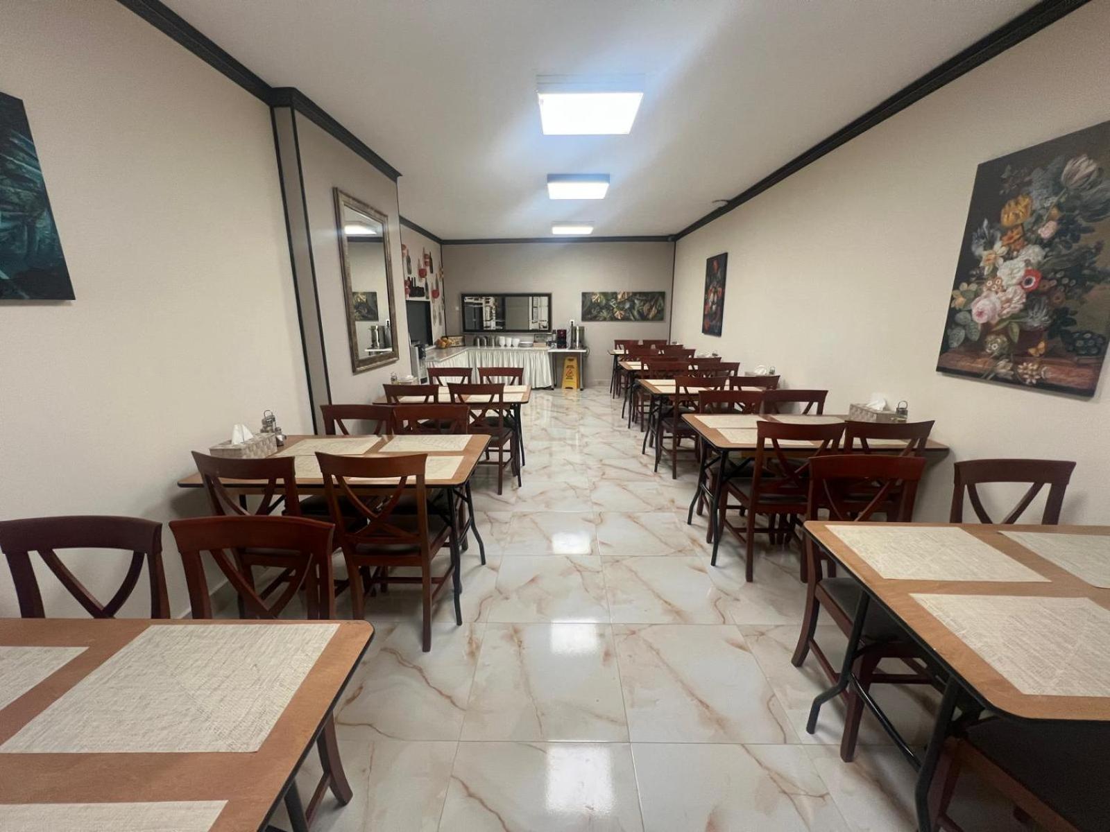 Hotel Reina Βουκουρέστι Εξωτερικό φωτογραφία