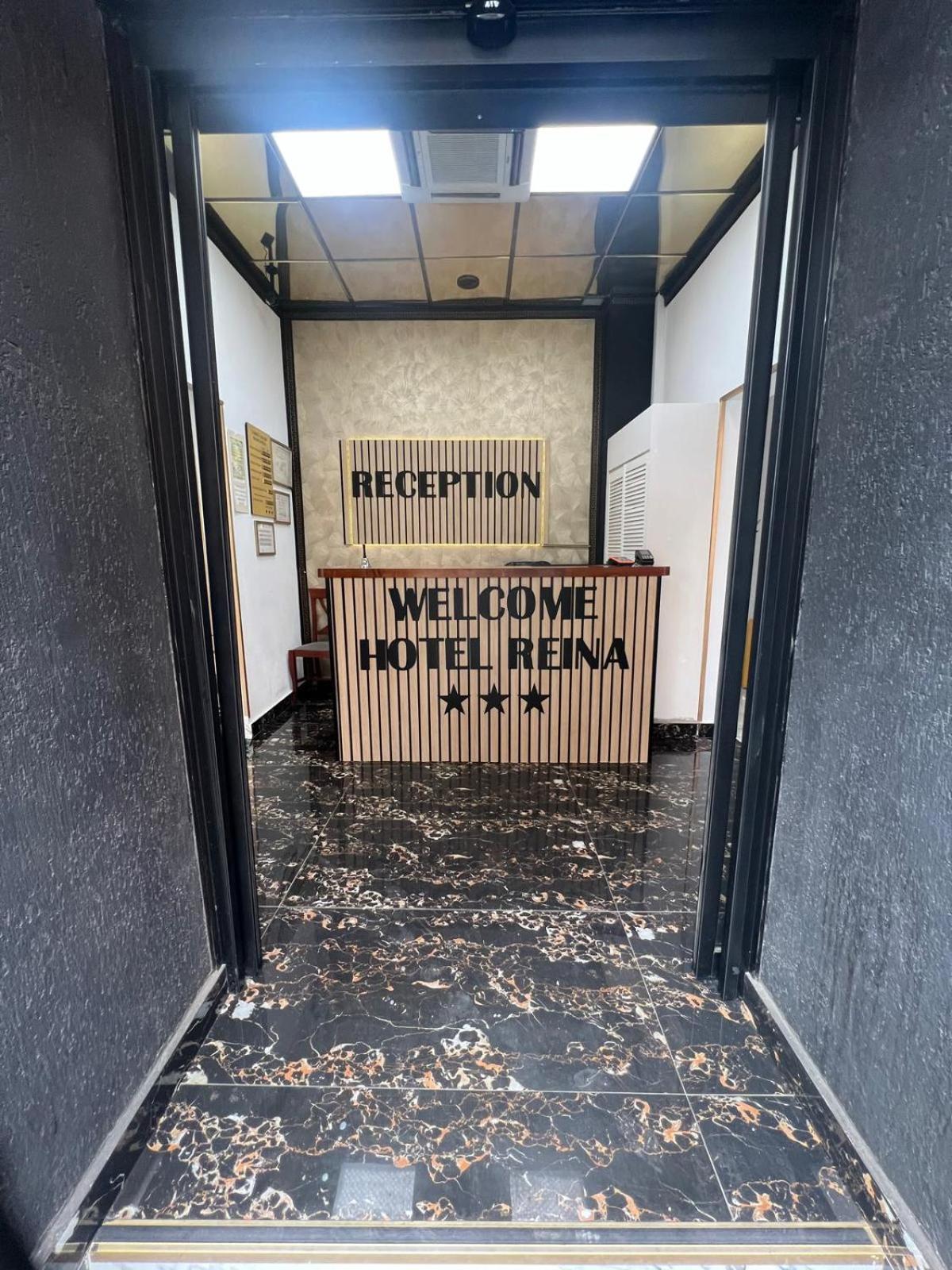Hotel Reina Βουκουρέστι Εξωτερικό φωτογραφία