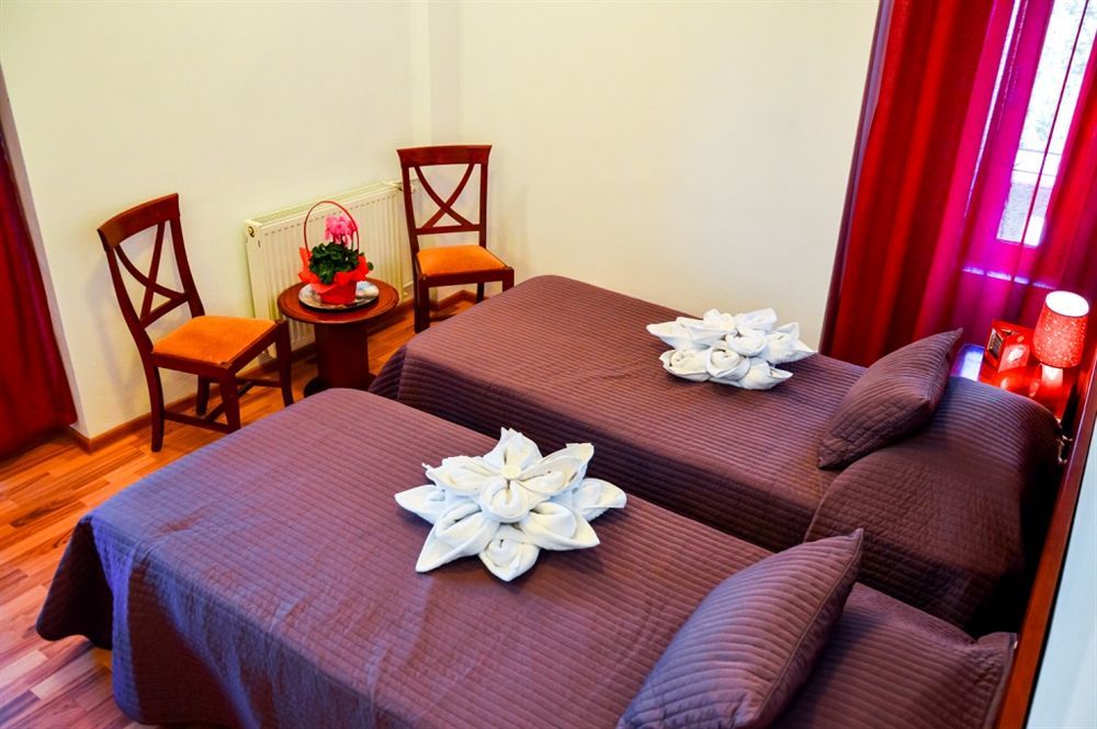 Hotel Reina Βουκουρέστι Εξωτερικό φωτογραφία